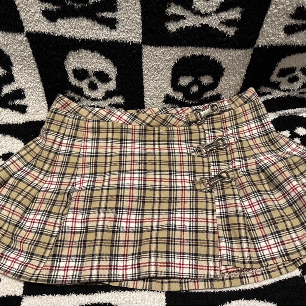 Plaid Buckle Skirt